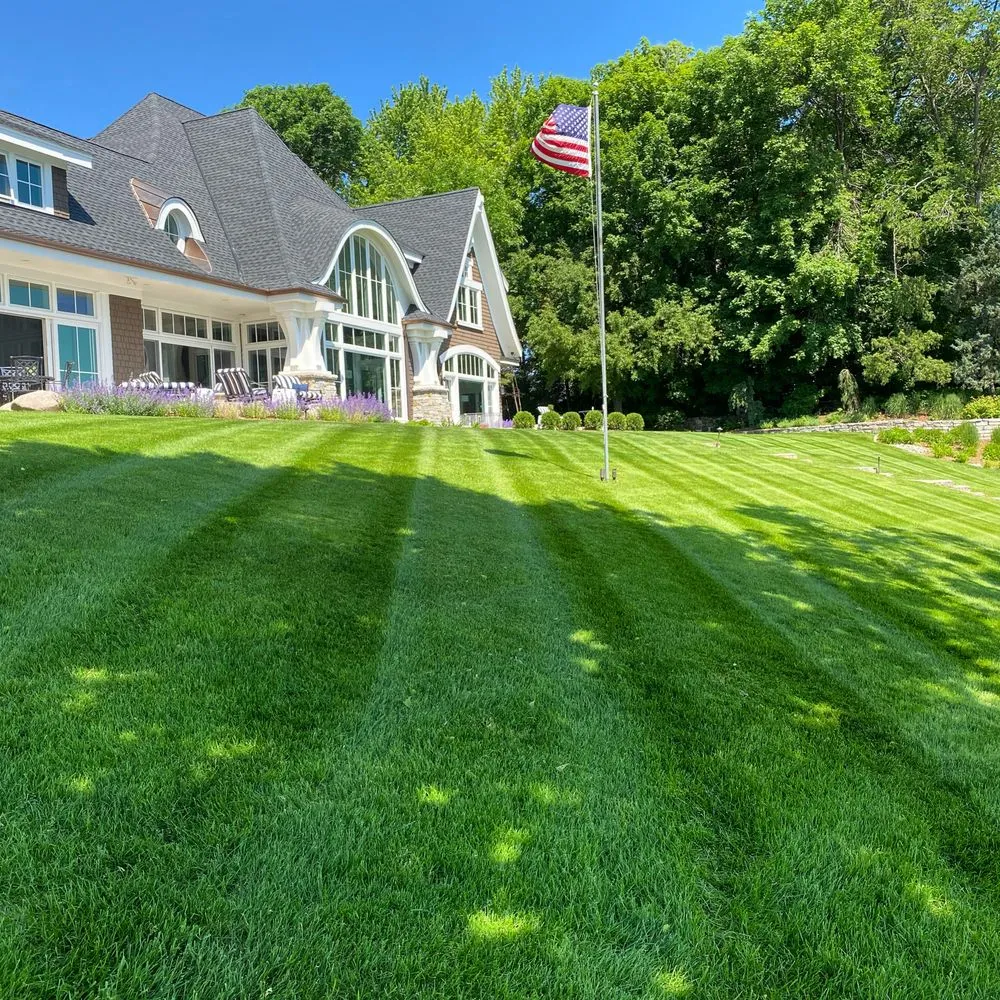 Custom residential landscaping experts serving Mound, MN - Lake Country Lawn & Landscape