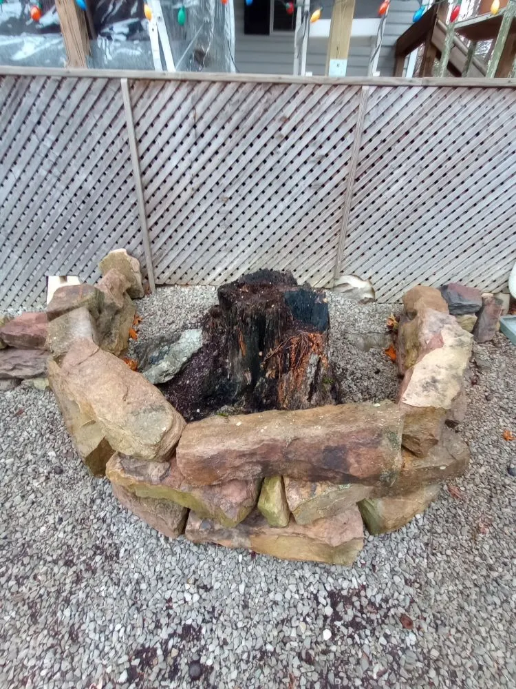 Custom landscape design experts serving Burnside, KY - Lake Cumberland Pros