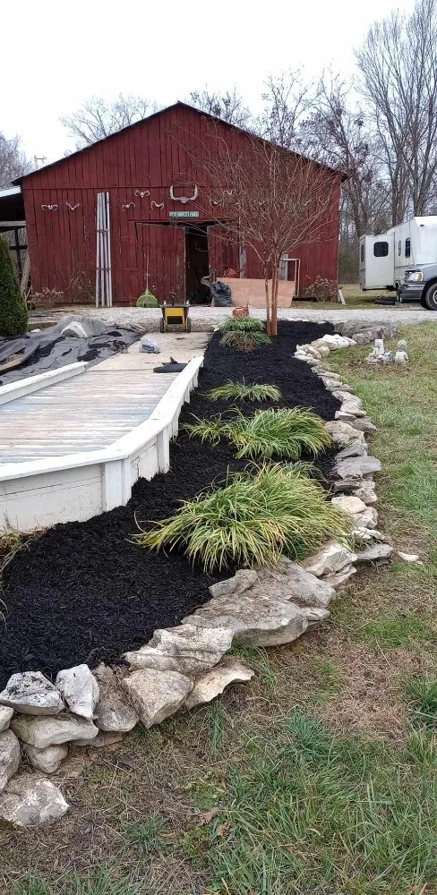 Custom lawn mowing service in Burnside, KY by Lake Cumberland Pros