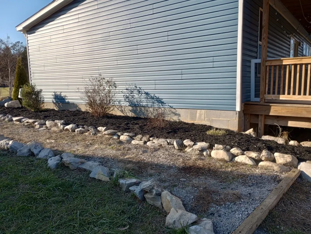 Reliable yard cleanup service in Burnside, KY - Lake Cumberland Pros