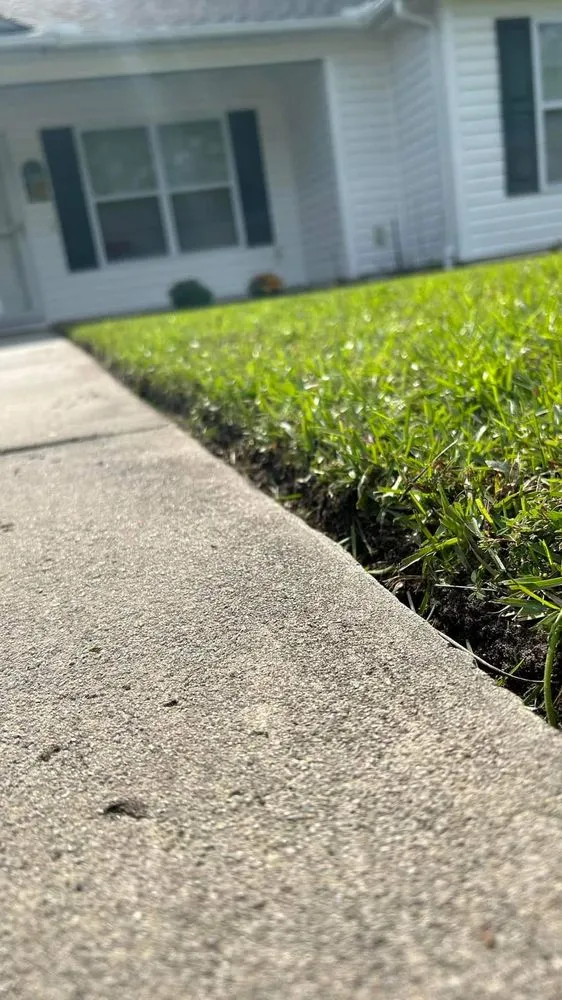 Local garden landscaping experts serving Milwaukee, WI - Lake Effect Property Solutions