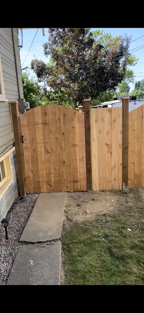 Custom landscape installation in Bellevue, WA by Lake Hills BC Landscaping