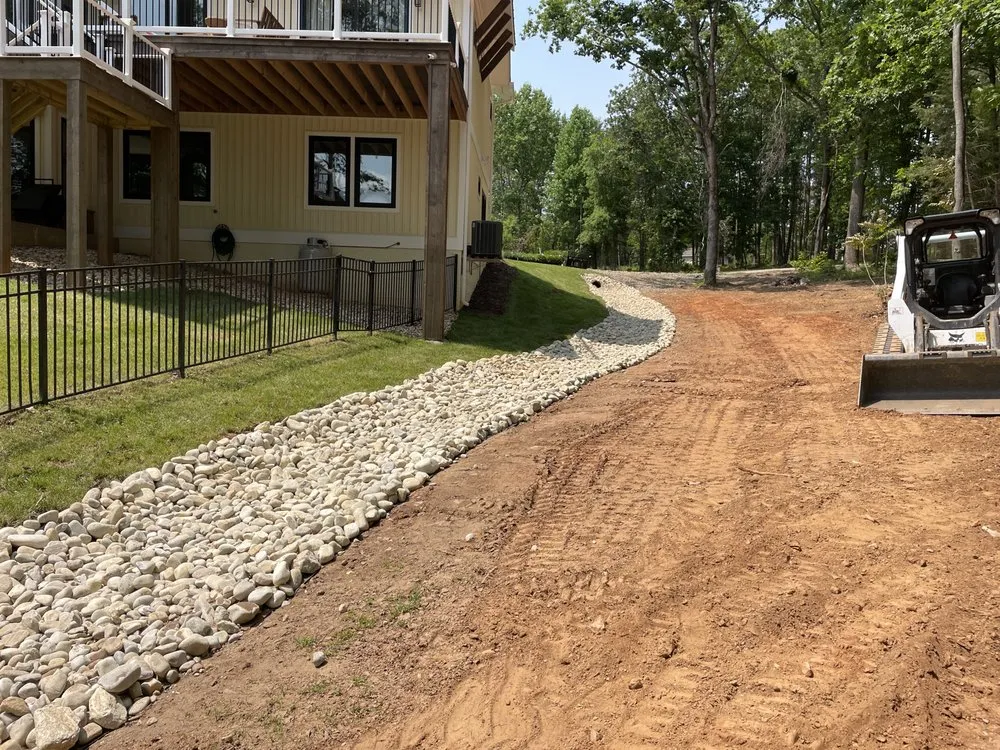 Expert yard maintenance in Bumpass, VA - Lake It Lawncare of Lake Anna