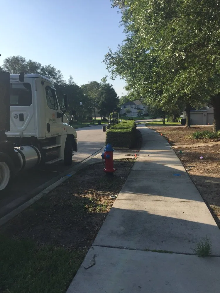 Custom yard cleanup service in Mount Dora, FL by Lake Jem Farms