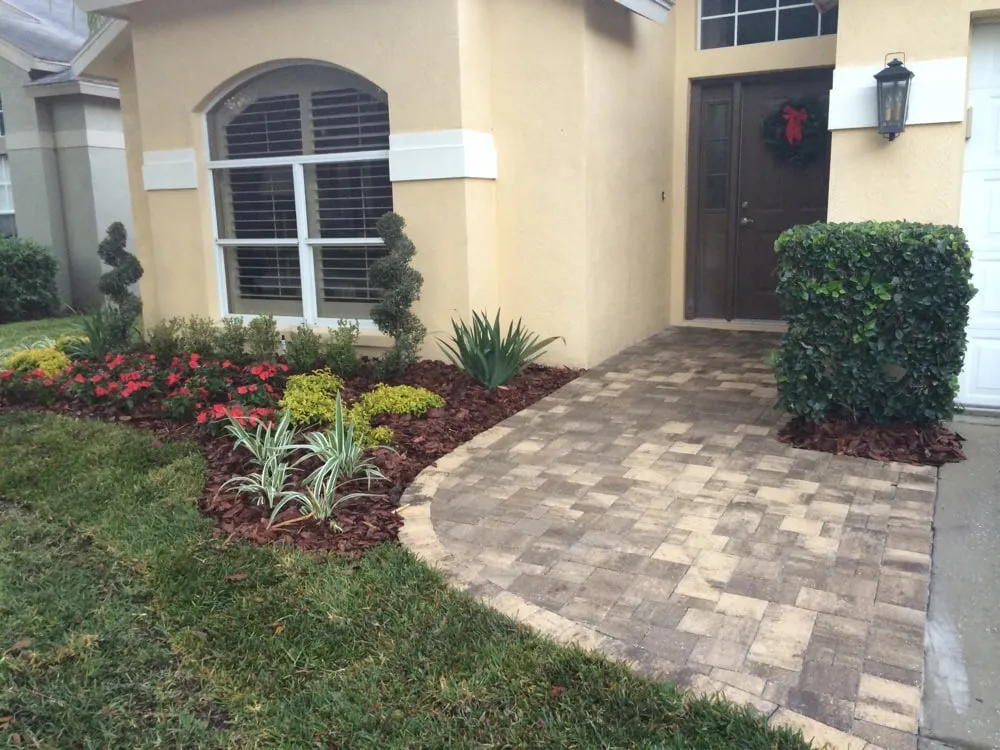 Professional landscape installation in Odessa, FL - Lake Jewel Farms