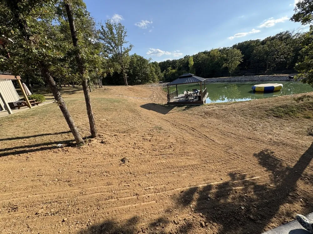 Affordable landscape installation for beautiful yards in Eldon, MO by Lake Luxury Lawn