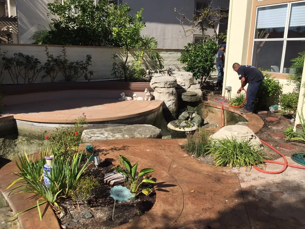 Reliable lawn mowing service for outdoor upgrades across Orange, CA - Lake Management