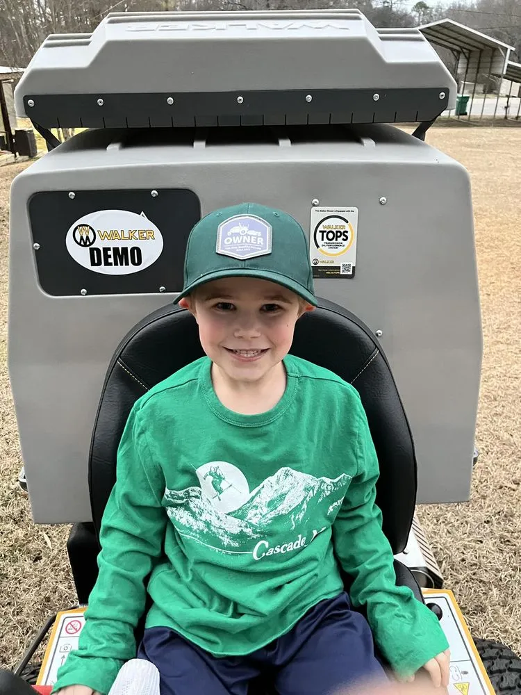 Reliable lawn mowing service in Tallassee, AL - Lake Martin Log Lifters