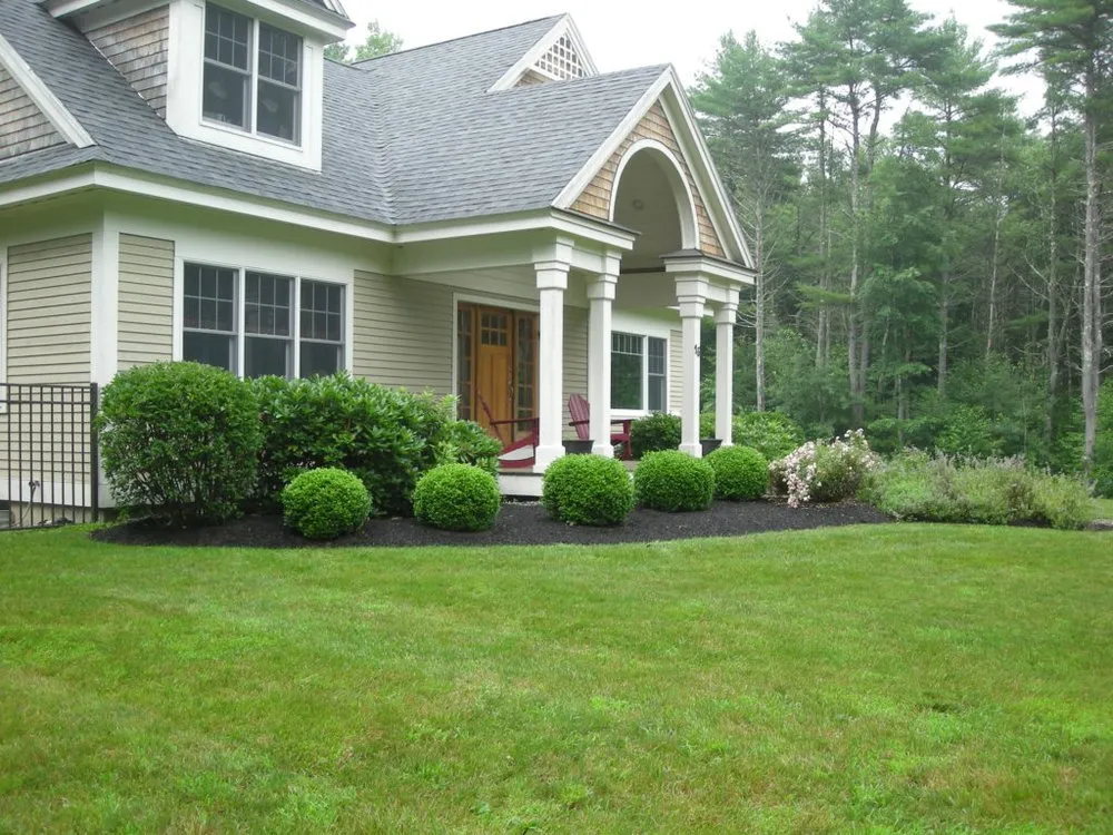 Reliable garden landscaping in Minneola, FL by lake minneola landscaping