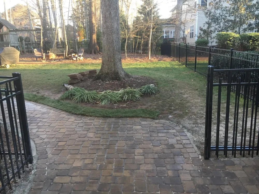 Custom yard cleanup service in Mooresville, NC - Lake Norman Custom Scapes