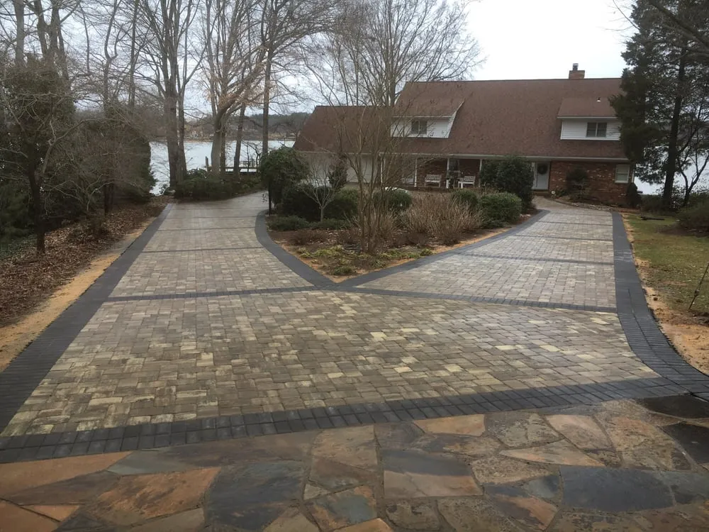 Affordable yard cleanup service experts serving Mooresville, NC - Lake Norman Custom Scapes
