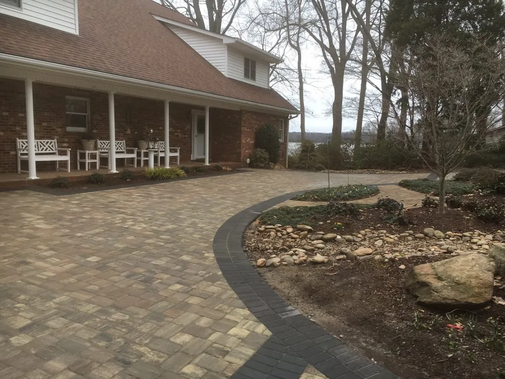 Affordable landscaping services in Mooresville, NC by Lake Norman Custom Scapes