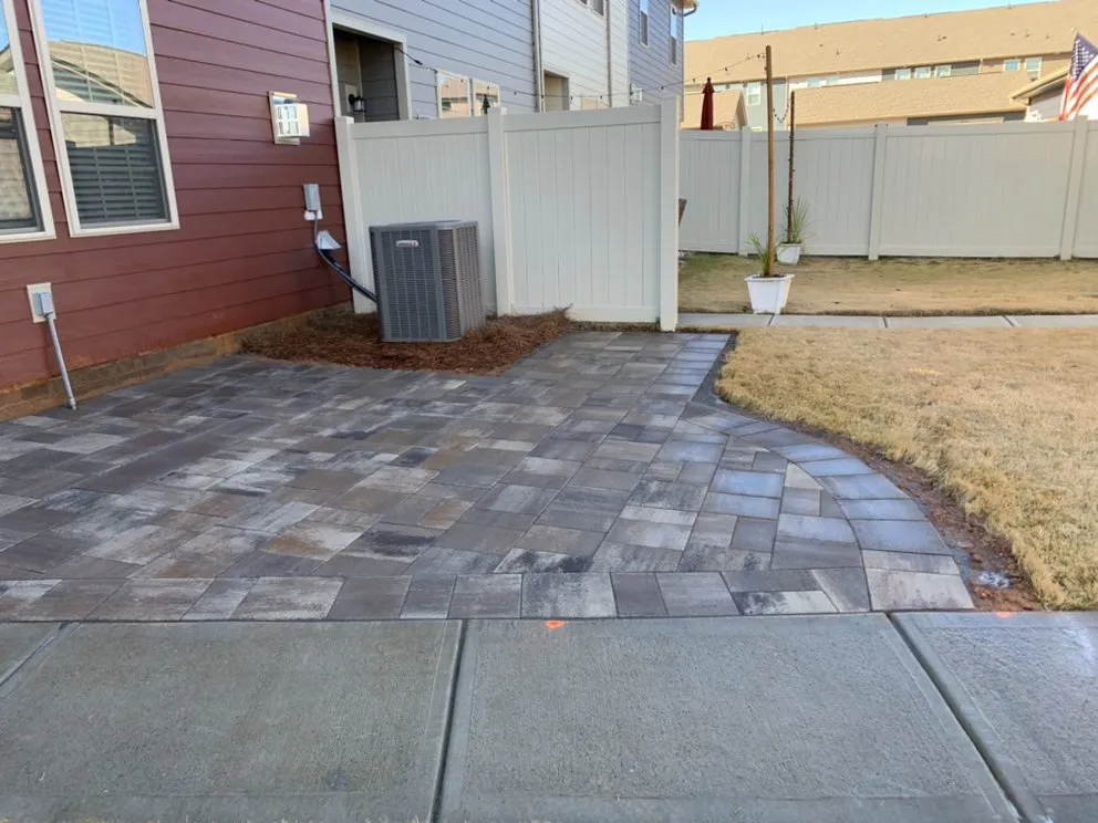 Top-rated garden landscaping in Huntersville, NC by Lake Norman Lawn Services