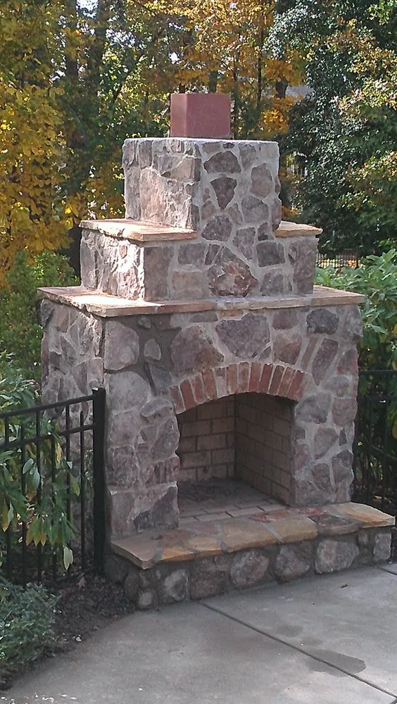 Reliable landscape installation for year-round maintenance in Mooresville, NC by Lake Norman Lawnscapes Supply