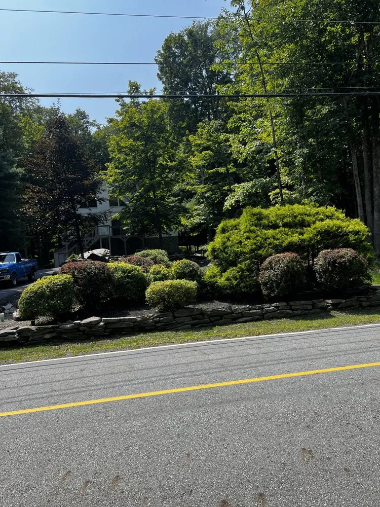 Affordable residential landscaping in Lake Ariel, PA by Lake Region Lawn Care