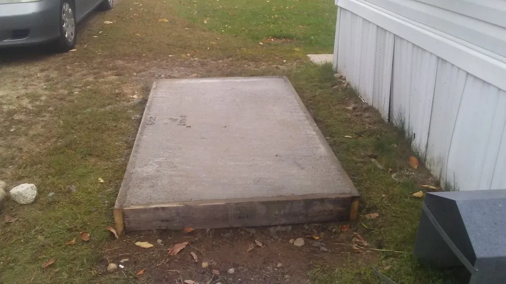 Custom yard maintenance in Dixfield, ME - Lake Region Property Service