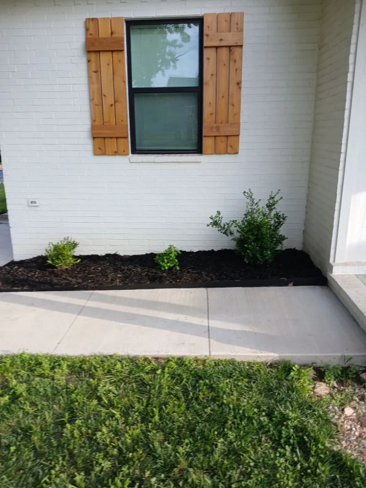 Affordable lawn care service in Salina, OK - Lake Side Lawn Care