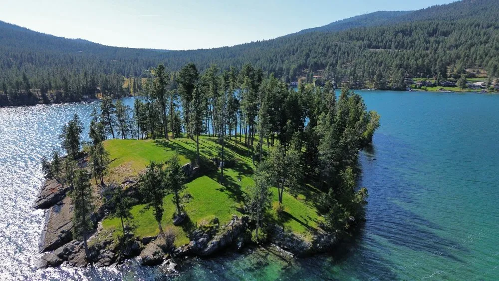 Professional outdoor landscaping in Kalispell, MT by Lake View Landscaping