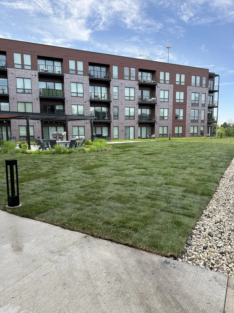 Top-rated residential landscaping in Milwaukee, WI - Lake Vista Landscaping