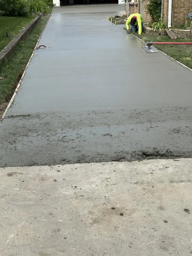 Custom residential landscaping for residential properties across Milwaukee, WI - Lake Vista Landscaping