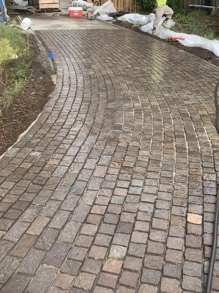 Trusted yard cleanup service experts serving Milwaukee, WI - Lake Vista Landscaping