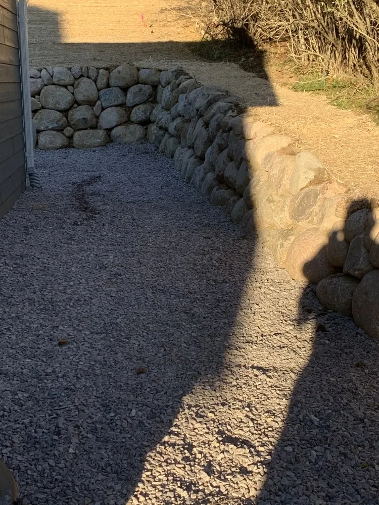 Trusted lawn mowing service experts serving Milwaukee, WI - Lake Vista Landscaping