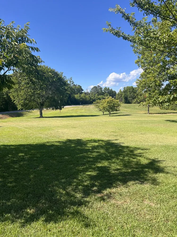 Reliable residential landscaping for beautiful yards across Guntersville, AL - LakeCity Lawncare