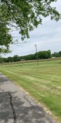 LakeCity Lawncare Logo