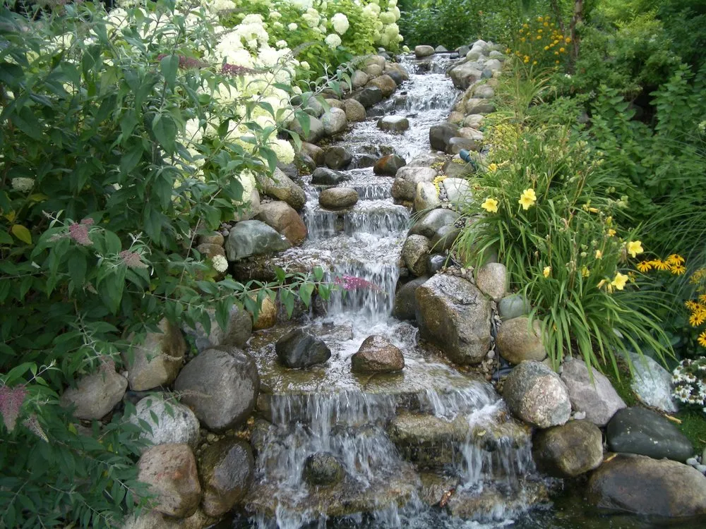 Trusted landscape design for homes across Central Lake, MI - Lakefront Landscapes