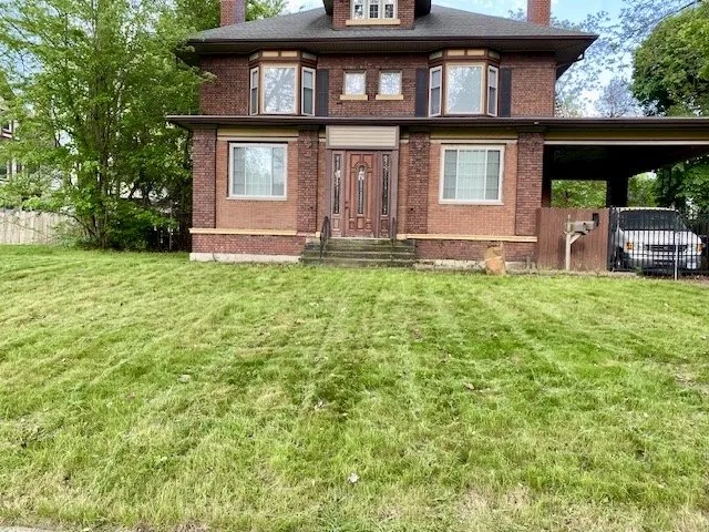 Local yard maintenance in Cleveland, OH - Lakefront Property Solutions