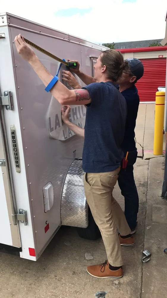 Custom yard cleanup service in Frisco, TX by Lakehill Lawn