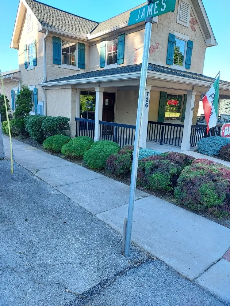 Affordable garden landscaping in Sandusky, OH by Lakeland Lawncare