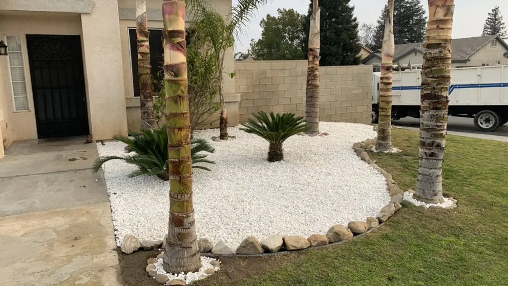 Local landscape design experts serving Bakersfield, CA - Lakes Gardening