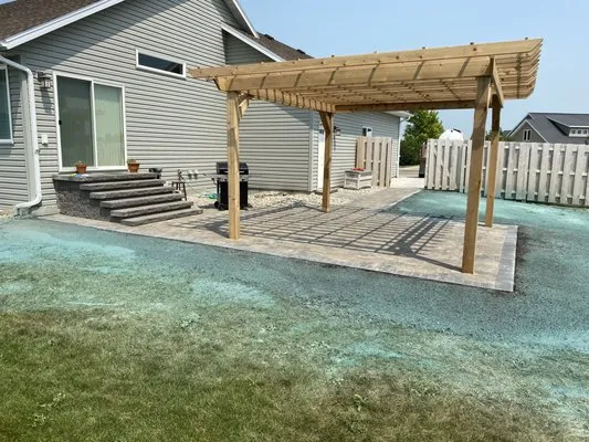 Lakes Innovative Landscaping