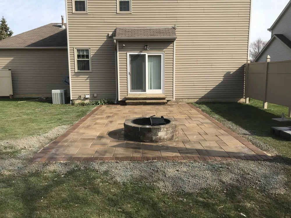 Reliable garden landscaping in Elyria, OH - Lakeshore Design & Landscaping