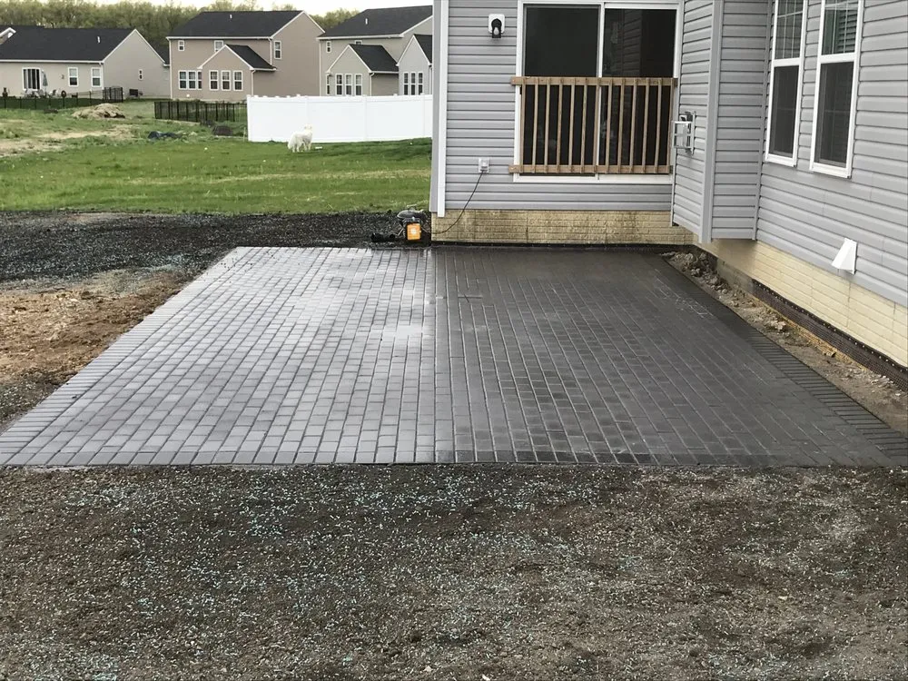 Local yard cleanup service in Elyria, OH by Lakeshore Design & Landscaping