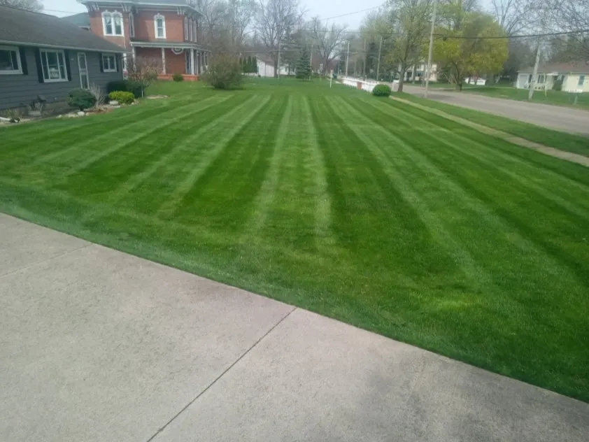 Expert garden landscaping with custom design in Coldwater, MI by Lakeshore Landscapes & Excavation