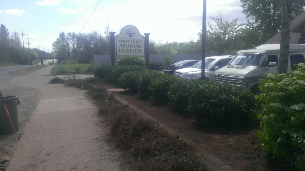 Trusted outdoor landscaping experts serving Corvallis, OR - Lakeside Environmental Landscape Maintenance