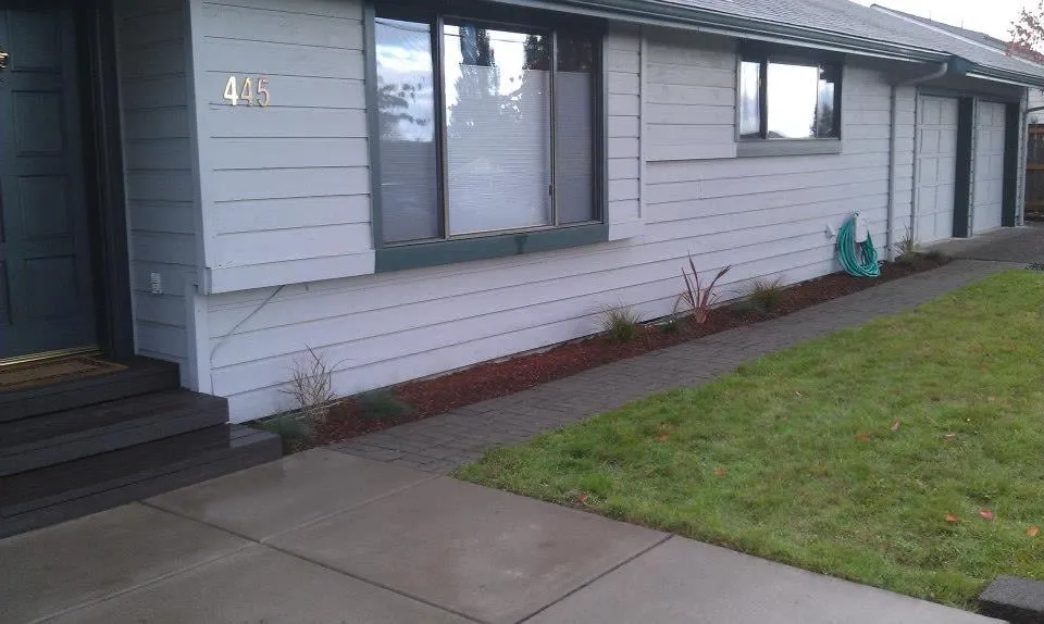Top-rated lawn mowing service with custom design in Corvallis, OR by Lakeside Environmental Landscape Maintenance
