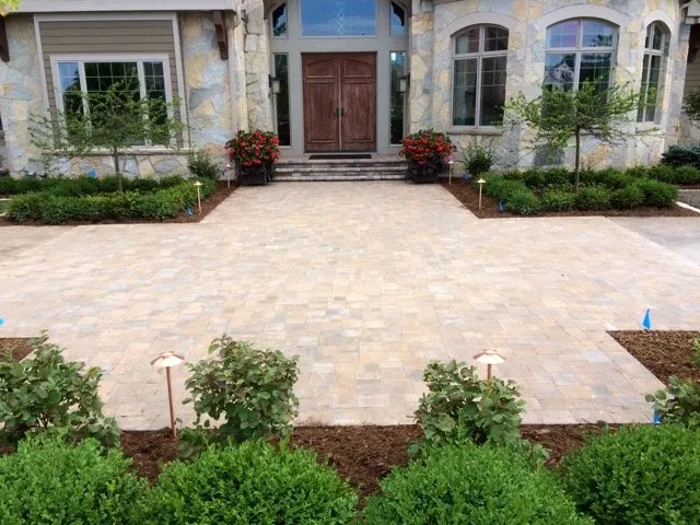 Top-rated landscaping services for residential properties across Mequon, WI - Lakeside Landscape