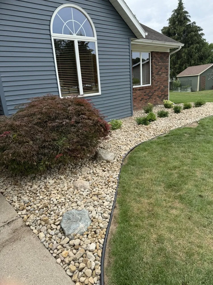 Expert residential landscaping in Rockford, MI - Lakeside Landscaping