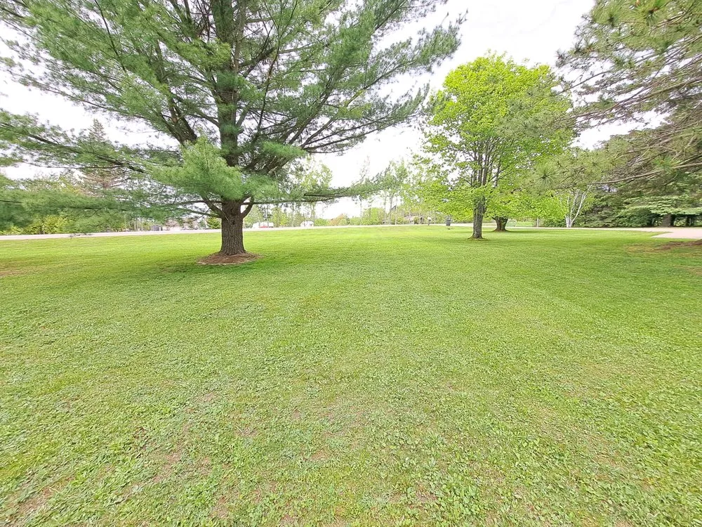 Custom garden landscaping in Cheboygan, MI - Lakeside Lawn Care