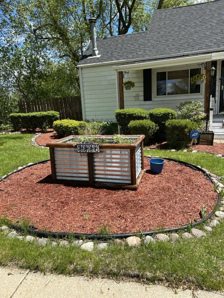 Expert landscaping services in Milwaukee, WI by Lakeside Lawn Services & Snow Removal