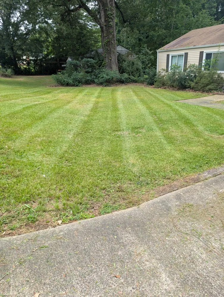 Local residential landscaping in Lanett, AL - Lakeside Lawncare