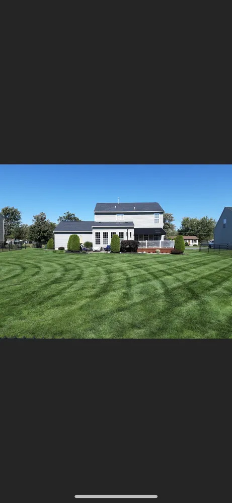 Professional lawn care service experts serving Southwick, MA - Lakeside Outdoor Services