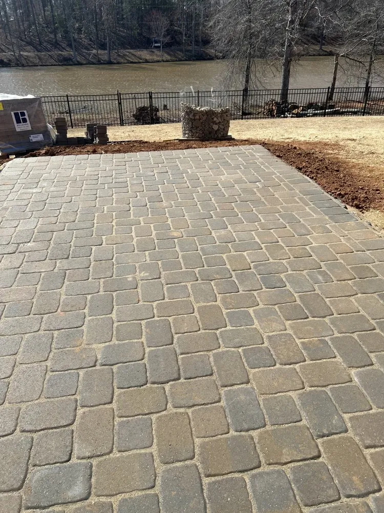Reliable yard maintenance in Inman, SC - Lakeview Hardscape