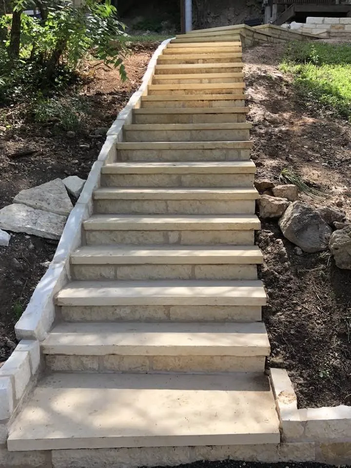 Affordable landscape design in Lakeway, TX by Lakeway Landscapes