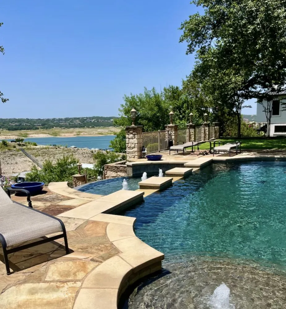 Local landscaping services experts serving Lakeway, TX - Lakeway Landscapes