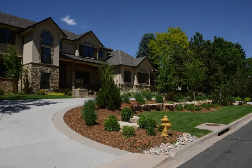 Trusted garden landscaping experts serving Lakewood, CO - Lakewood Sprinklers and Landscaping