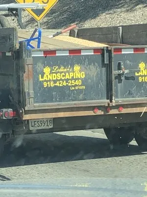 Lallian's Landscaping Logo